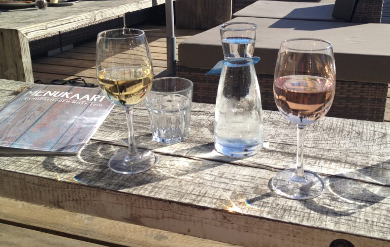 wijn, strandtent, menu, eten en drinken, restaurants